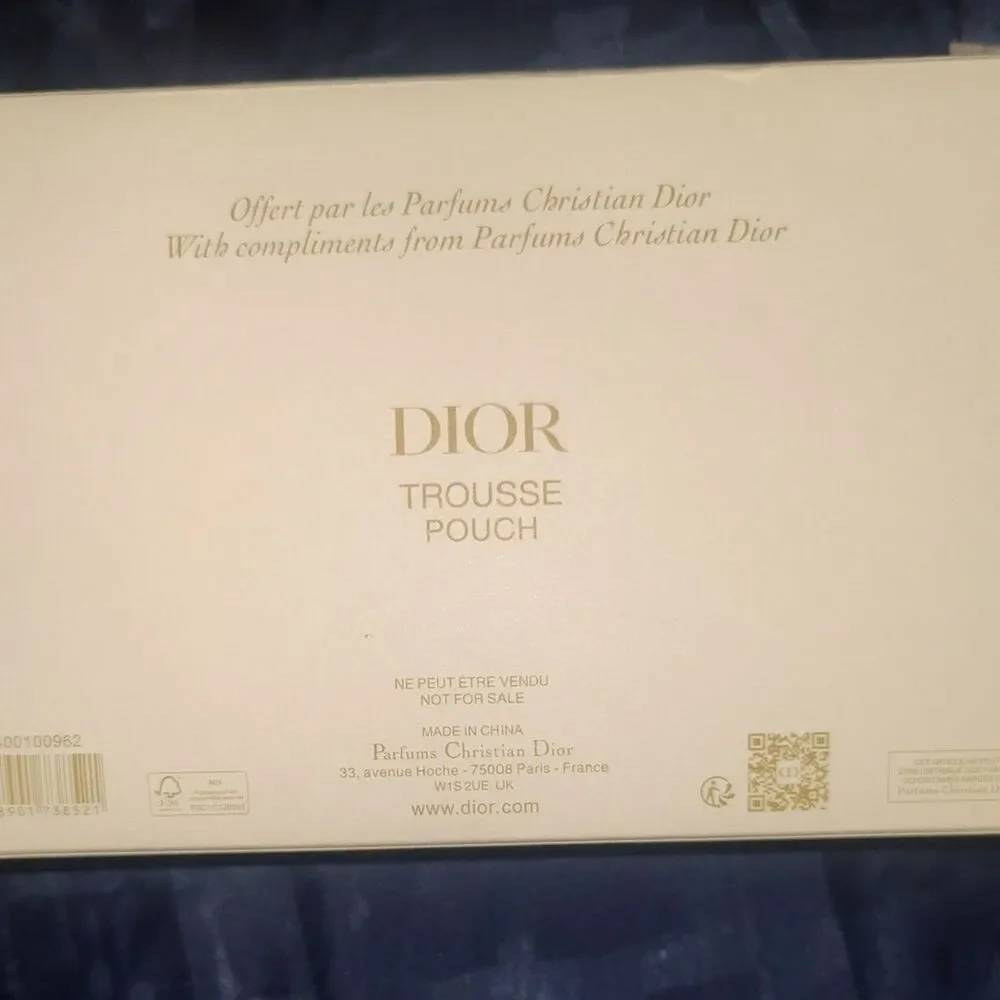 Dior Gold Star Cosmetic Bag – Limited Edition – NWT – Holiday Collector